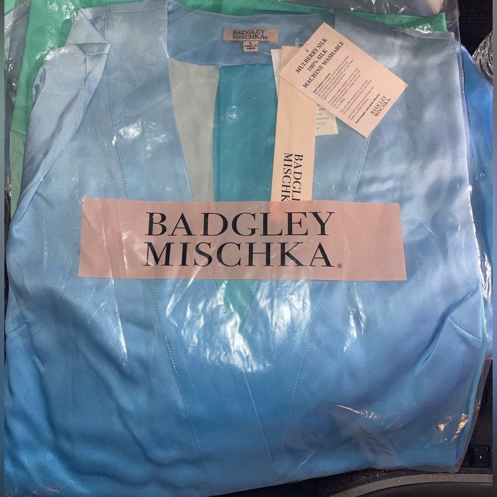 NEW Washable Mulberry Silk Ombre Tie Front Cardigan-Robe, Blue/Aqua, XS, S, Lg - Picture 3 of 5